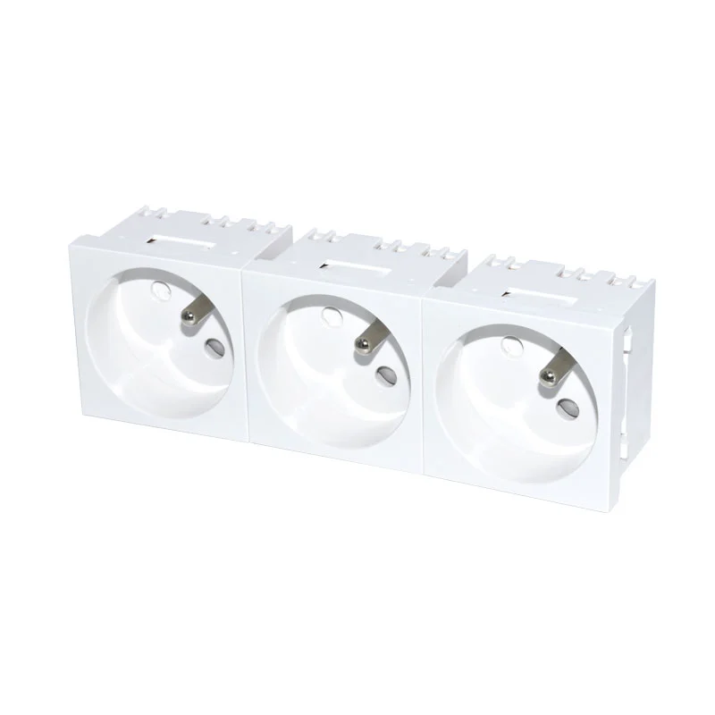 I-French Socket 16A 250V Three Universal Module